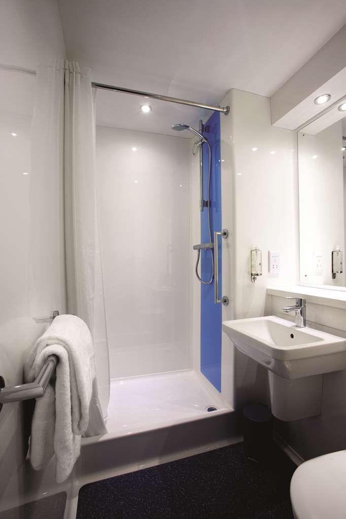 Travelodge Rugeley Room photo